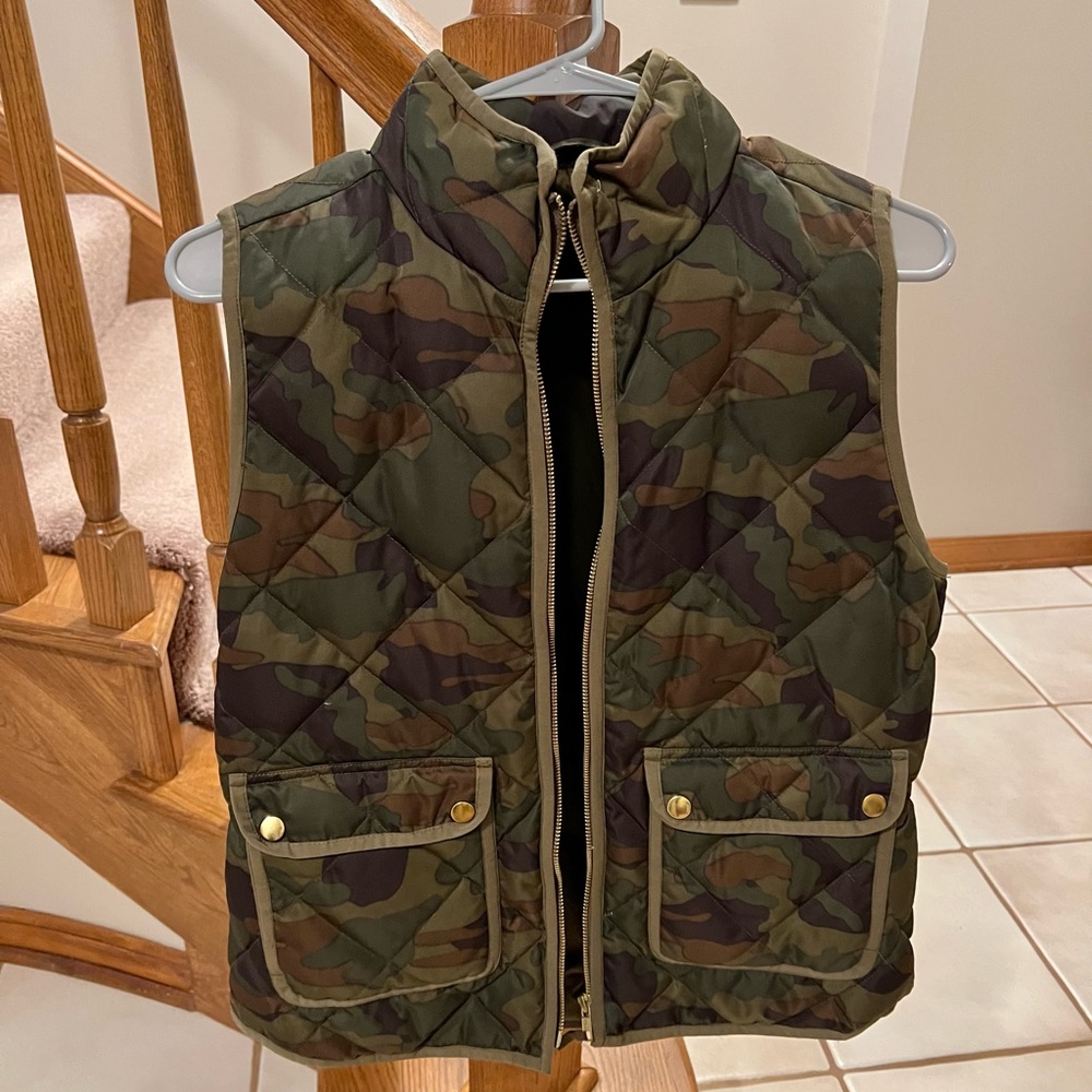 Jcrew camo vest